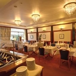 Salle du petit-déjeuner située dans le restaurant Krupp Fotos