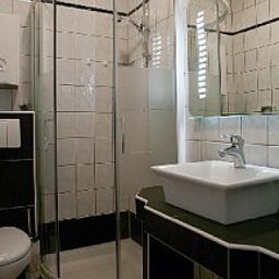 Cuarto de baño Krug garni Hotel u.Appartment Fotos