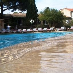 Pool La Ferme d Augustin Relais du Silence Fotos