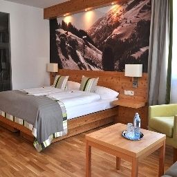 Chambre Goldener Adler Wattens, Tirol Fotos