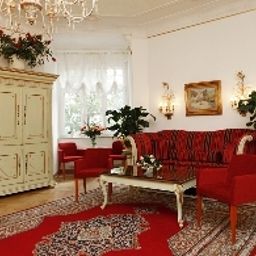 Hall Seibel Garni Fotos