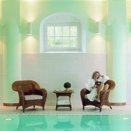 Pool Althoff Schlosshotel Lerbach Fotos