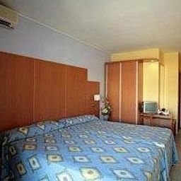 Chambre Eurosalou Fotos