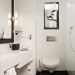 Cuarto de baño Carlton Square Hotel Fotos