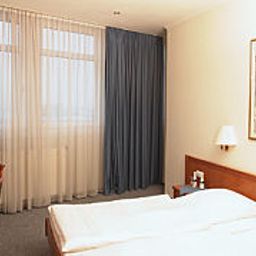 Room Panorama am Adenauerplatz Fotos