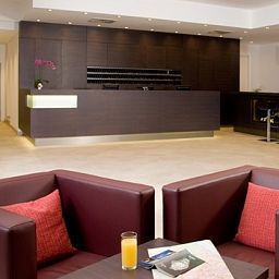 Reception Austria Trend Hotel Donauzentrum Fotos