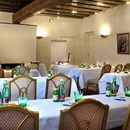 Конференц-зал Radisson Blu Altstadt Fotos