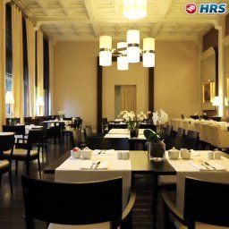 Sala de desayuno en el restaurante Parkhotel Den Haag Fotos