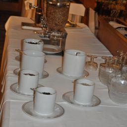 Buffet Weisses Kreuz Fotos