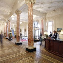 Hall Schweizerhof Fotos