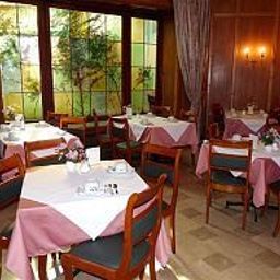 Комната для завтраков Hôtel du Rhin Fotos