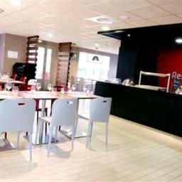 Ресторан CAMPANILE BORDEAUX NORD Le Lac Fotos