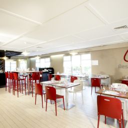 Restaurant HOTEL RESTAURANT CAMPANILE BIARRITZ Fotos