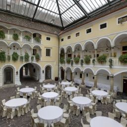  Schloss Weikersdorf Fotos