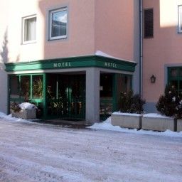 Außenansicht Motel Baden Fotos