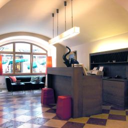 Reception Elefant Best Western Fotos