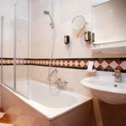 Camera da bagno Best Western Neue Post Fotos
