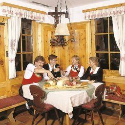Restaurant Bauernhof Hotel Rose Fotos