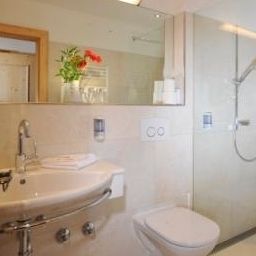 Bathroom Serles Fotos