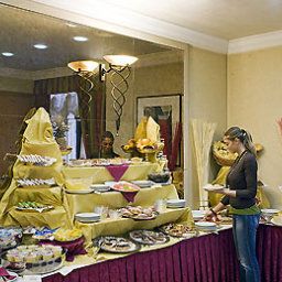 Sala colazione nel ristorante Mercure Torino Royal Fotos