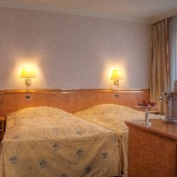 Полулюкс BEST WESTERN Ambassador Bosten Fotos
