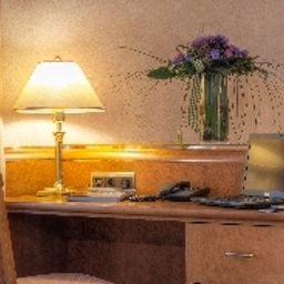 Бизнес-номер BEST WESTERN Ambassador Bosten Fotos
