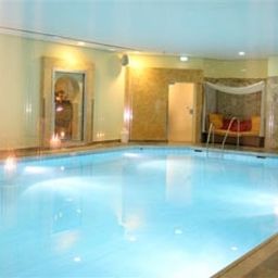 Pool Freizeit In Fotos