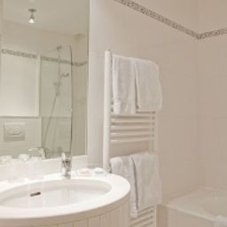 Bathroom Lord Byron Fotos