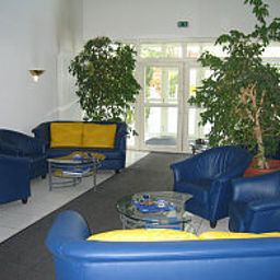 Halle Strobl Fotos