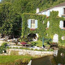 Vista esterna Moulin de l'Abbaye Fotos