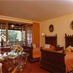 Hostellerie Moulin du Roc Chateaux et Hotels Collection Champagnac de Belair 