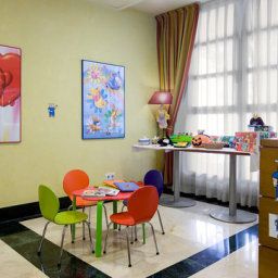 Espace de bien-être NH Las Artes Fotos