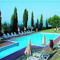 Piscine Fattoria degli Usignoli Fotos