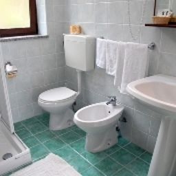 Badezimmer Villa Diana Fotos