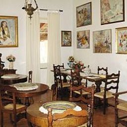 Frühstücksraum im Restaurant Villa Diana Fotos