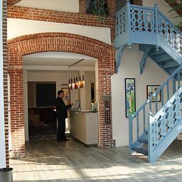 Холл Castel Albertine Fotos