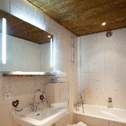 Cuarto de baño A la Ville de Lyon Logis de France Fotos