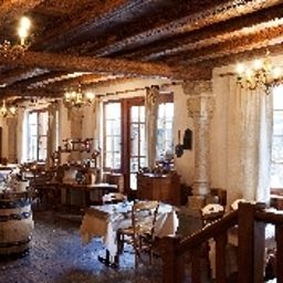 Restaurante A la Ville de Lyon Logis de France Fotos