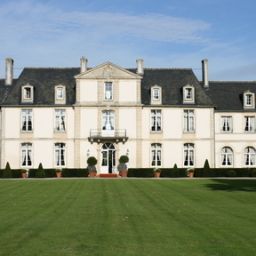 Exterior view Château de Sully Fotos