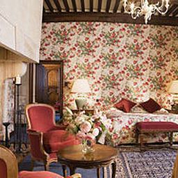 Junior suite Chateau de Gilly Grandes Etapes Francaises Fotos