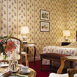 Room Chateau de Gilly Grandes Etapes Francaises Fotos