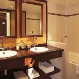 Bathroom Auberge les Grandes Roches Relais du Silence Fotos