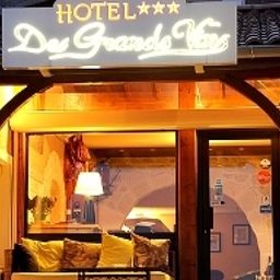  Des Grands Vins Logis Fotos