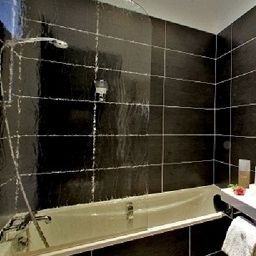 Salle de bains Best Western Le Renoir Fotos