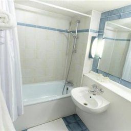 Zimmer CAMPANILE LE BOURGET  Gonesse Fotos
