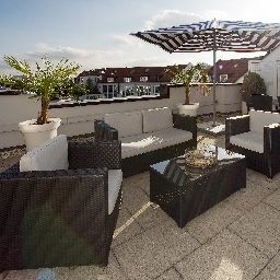 Terrasse Holiday Inn MUNICH - UNTERHACHING Fotos