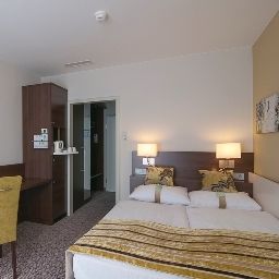  Holiday Inn MUNICH - UNTERHACHING Fotos