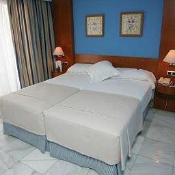 Junior suite TRYP Ciudad de Alicante Hotel Fotos