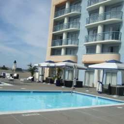Basen DoubleTree by Hilton San Diego Downtown Fotos