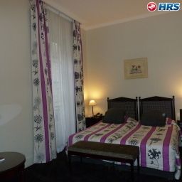 Chambre Royal Saint Honoré Fotos